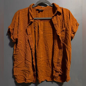 LULU’S brown short sleeve button up